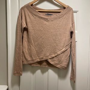 Abercrombie and Fitch cropped lightweight sweater